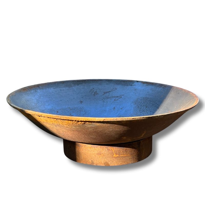 Cast Iron Fire Pit 900 on Ring Base