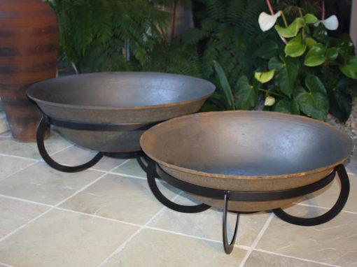 Da Vinci 75 Cast Iron Fire Pit Rust