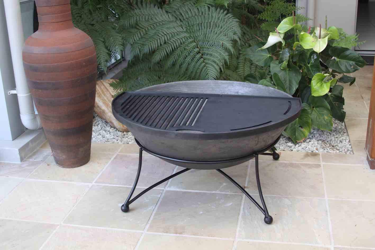 Art Deco 75 Cast Iron Fire Pit